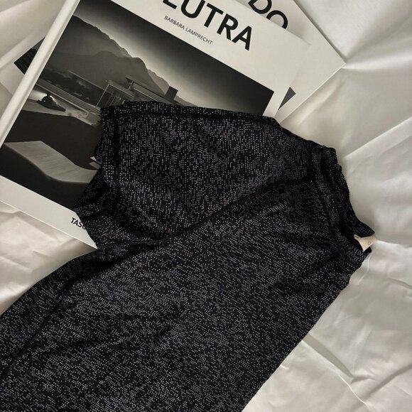 Lululemon Crop Top with Mesh Trim - Picture 1 of 3